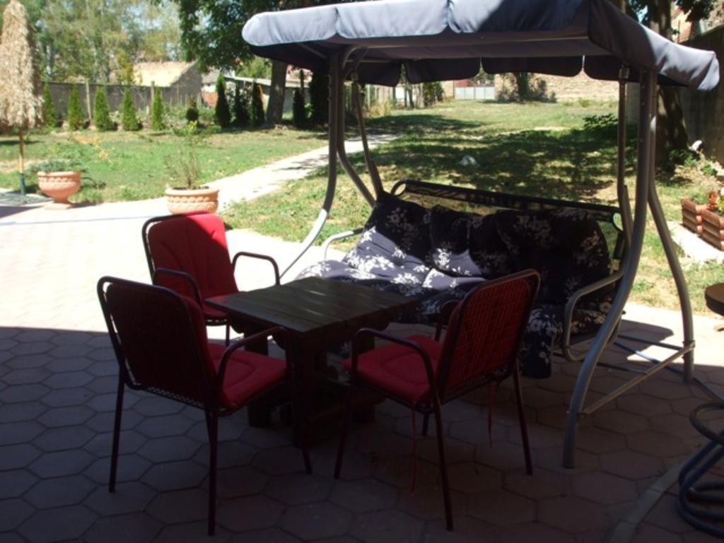 Rooms Milin Lagum Irig Экстерьер фото