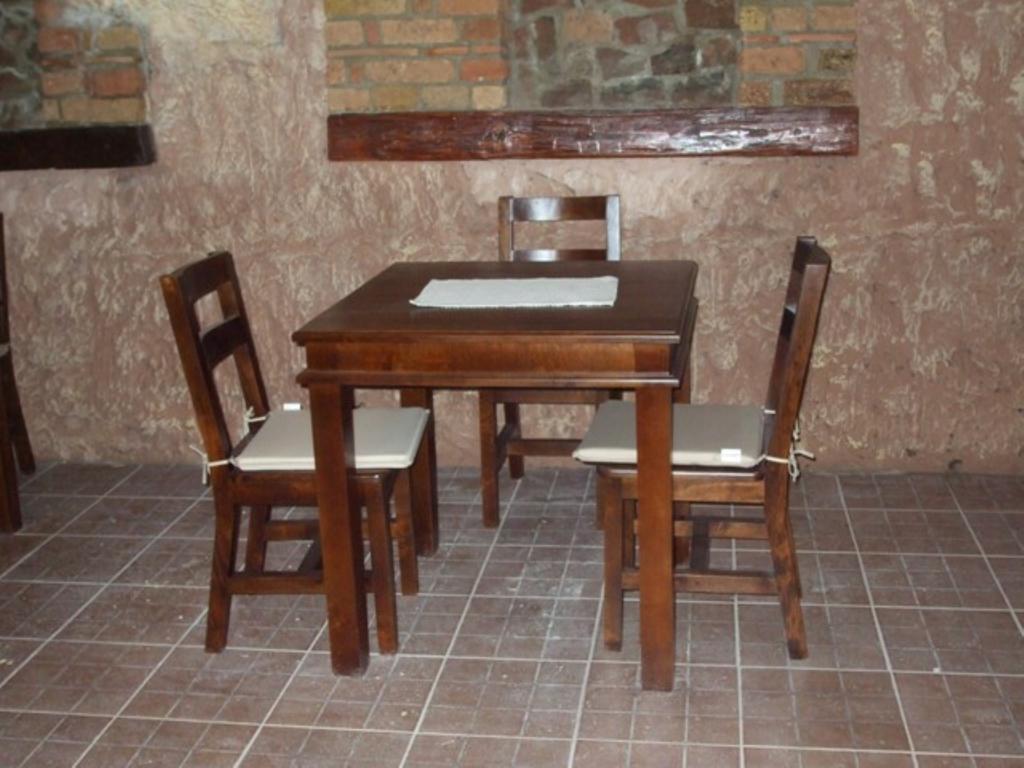 Rooms Milin Lagum Irig Экстерьер фото