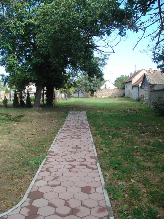 Rooms Milin Lagum Irig Экстерьер фото