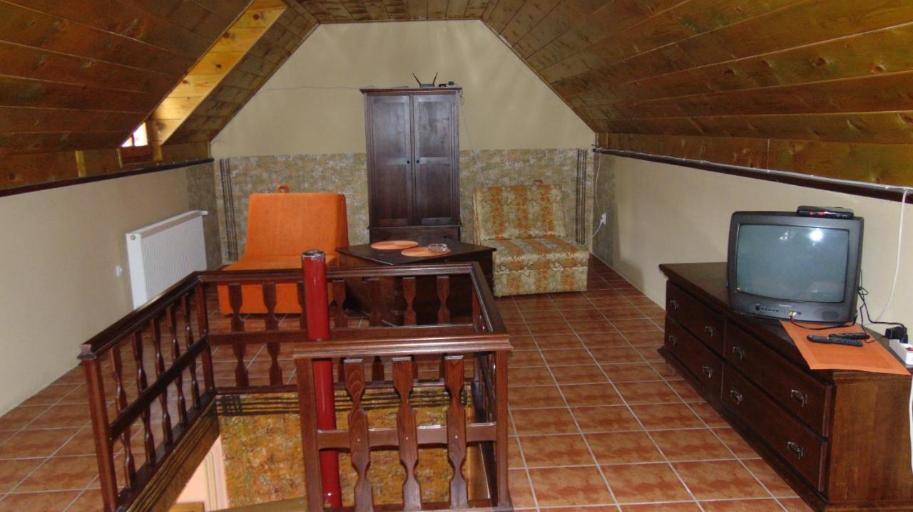 Rooms Milin Lagum Irig Экстерьер фото