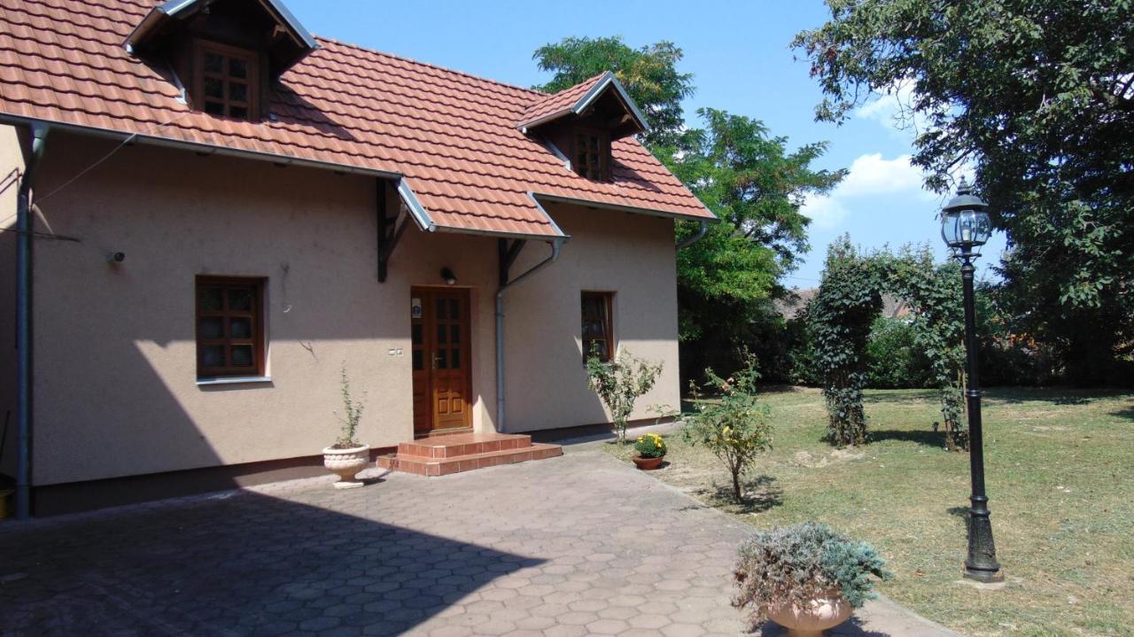Rooms Milin Lagum Irig Экстерьер фото